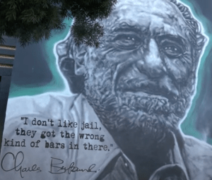 ein Glas auf – Charles Bukowski